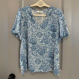 Beacon Blue Floral V-Neck Short Sleeve Top